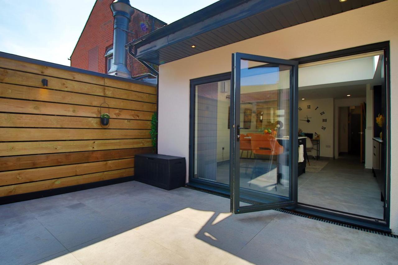 New Spacious 2 Bed Getaway - Private Courtyard! - Underfloor Heating Cardiff Exterior photo